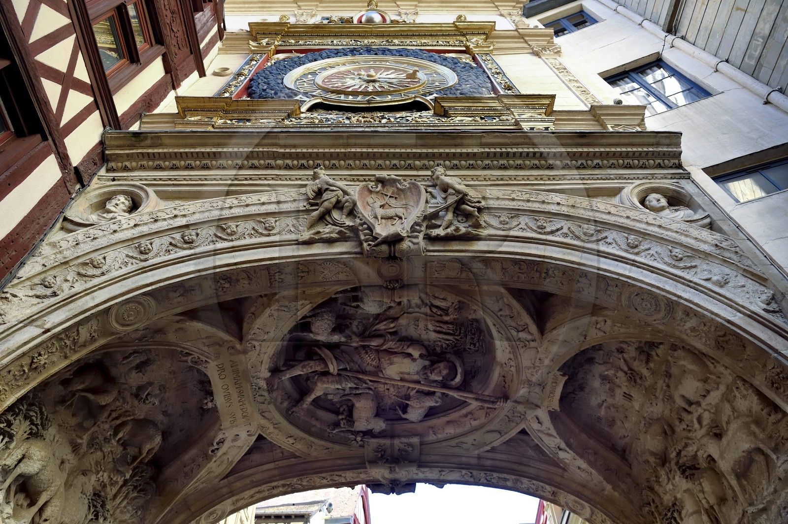 France, Seine-Maritime (76), Rouen, le Gros-Horloge, horloge astronomique avec un mécanisme du XIVe siècle et un cadran du XVIe siècle