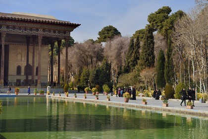 Iran, province d'Ispahan, Ispahan, le palais Chehel Sotoun (des 40 colonnes), classé Patrimoine Mondial de l'UNESCO, le talar