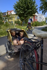 Germany, Baden-Wurttemberg, Freiburg im Breisgau, ecological Vauban quarter, most of its inhabitants live without a car