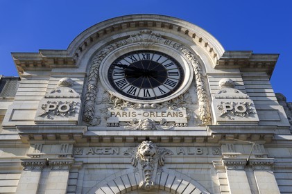 France, Paris (75), rive gauche, le musée National d'Orsay, aménagé dans l'ancienne Gare d'Orsay (1898), l'Horloge