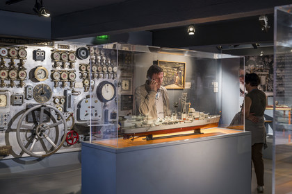 France, Finistère, Brest, the National Maritime Museum in the castle, squadron escort model, rear engine maneuvering panel of the squadron escort Le Vauquelin in the background