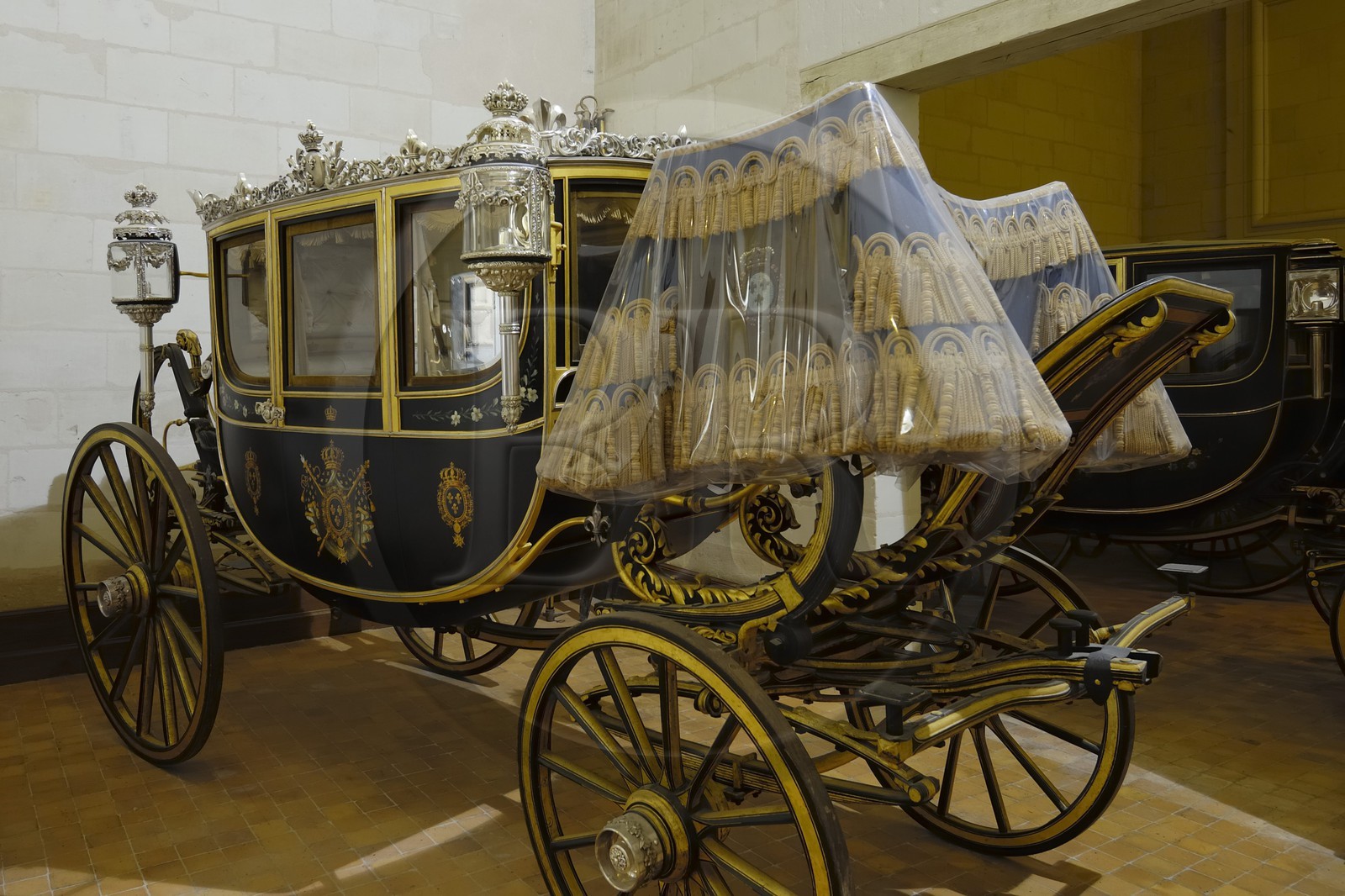 France, Loir et Cher (41), Vallée de la Loire classée Patrimoine Mondial de l' UNESCO, château de Chambord, carrosse du comte de Chambord (1871)