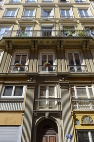 France, Rhône (69), Lyon, site historique classé Patrimoine Mondial de l'UNESCO, quartier de la Croix-Rousse, immeuble du 11 rue Burdeau