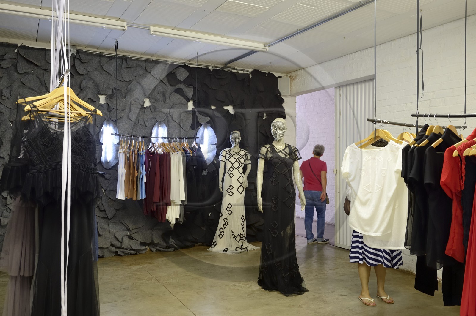 Afrique du Sud, province de Gauteng, Johannesburg, quartier de Maboneng, Arts on Main, lieu culturel dans un ancien entrepôt rénové qui a été construit à l'origine en 1911, mélangeant galeries d'art, librairies, restaurants et boutiques à la mode