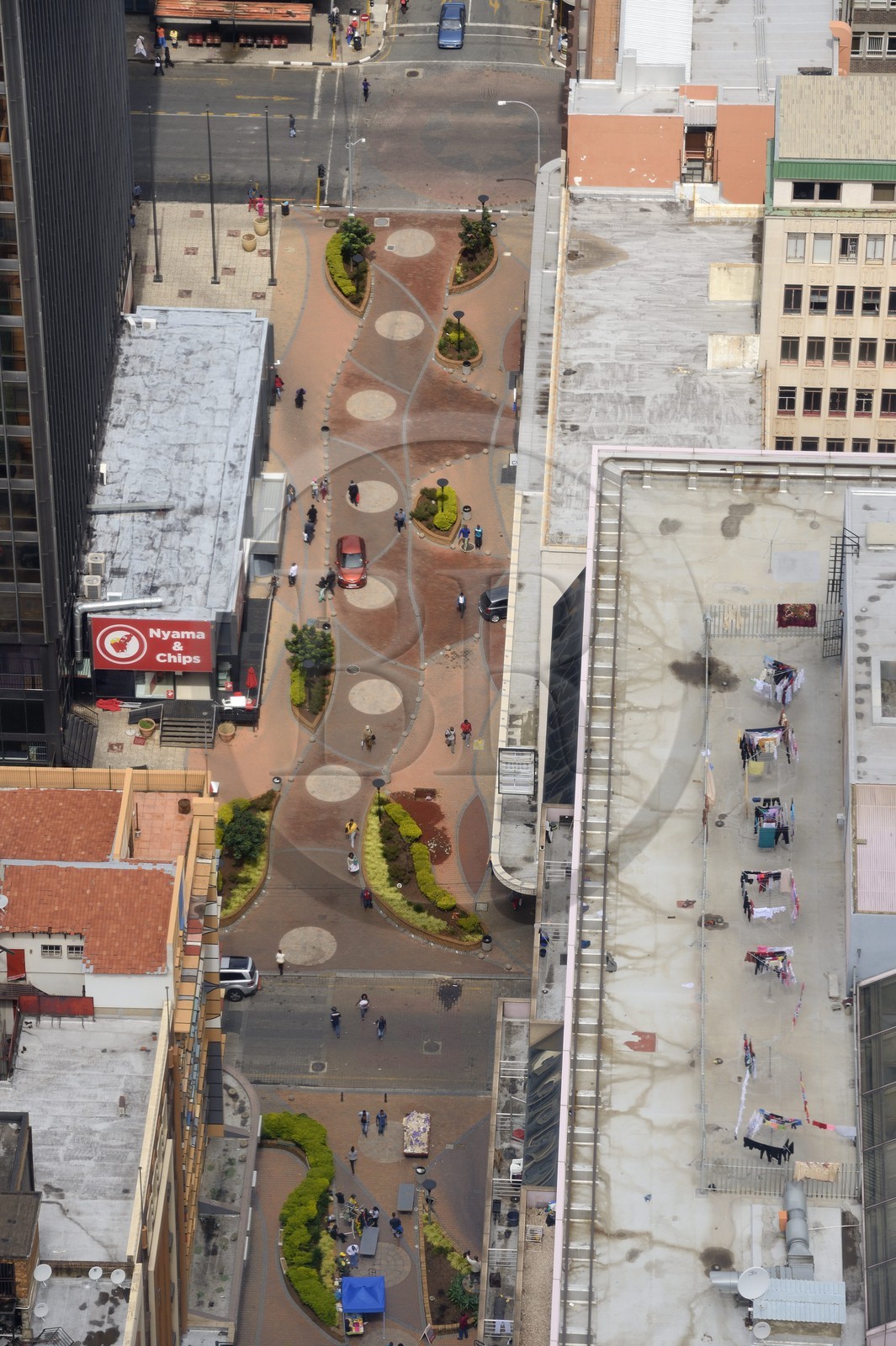 Afrique du Sud, province de Gauteng, Johannesburg, CBD (Central Business District), vue du centre ville depuis la tour du Carlton Center, rue piétonne Fox street