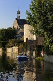 France, Eure-et-Loir (28), Bonneval, le fossé des remparts