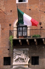 Italy, Venetia, Verona, the Piazza dei Signori, emblem of Venice under the Italian flag