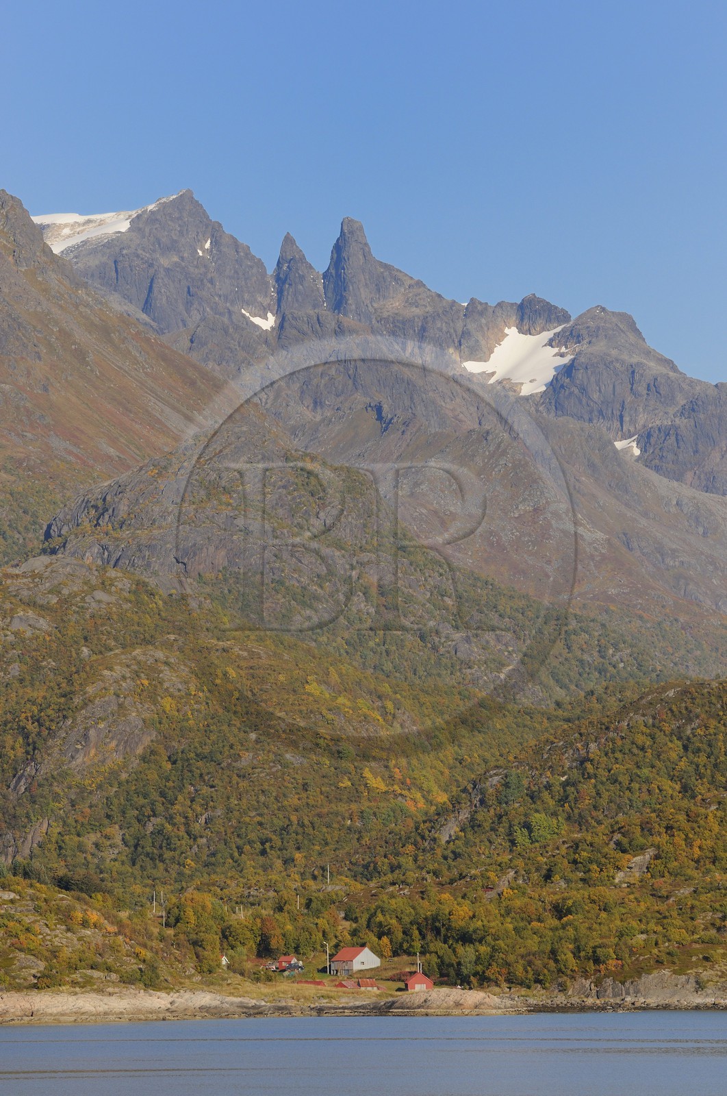 Norvège, Troms, côte sud de l'ile Hinnoya vers Kaljord