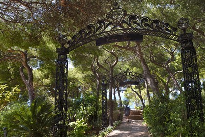 France, Alpes Maritimes, Saint Jean Cap Ferrat, Grand-Hotel du Cap Ferrat gardens, a 5 star palace from Four Seasons Hotel