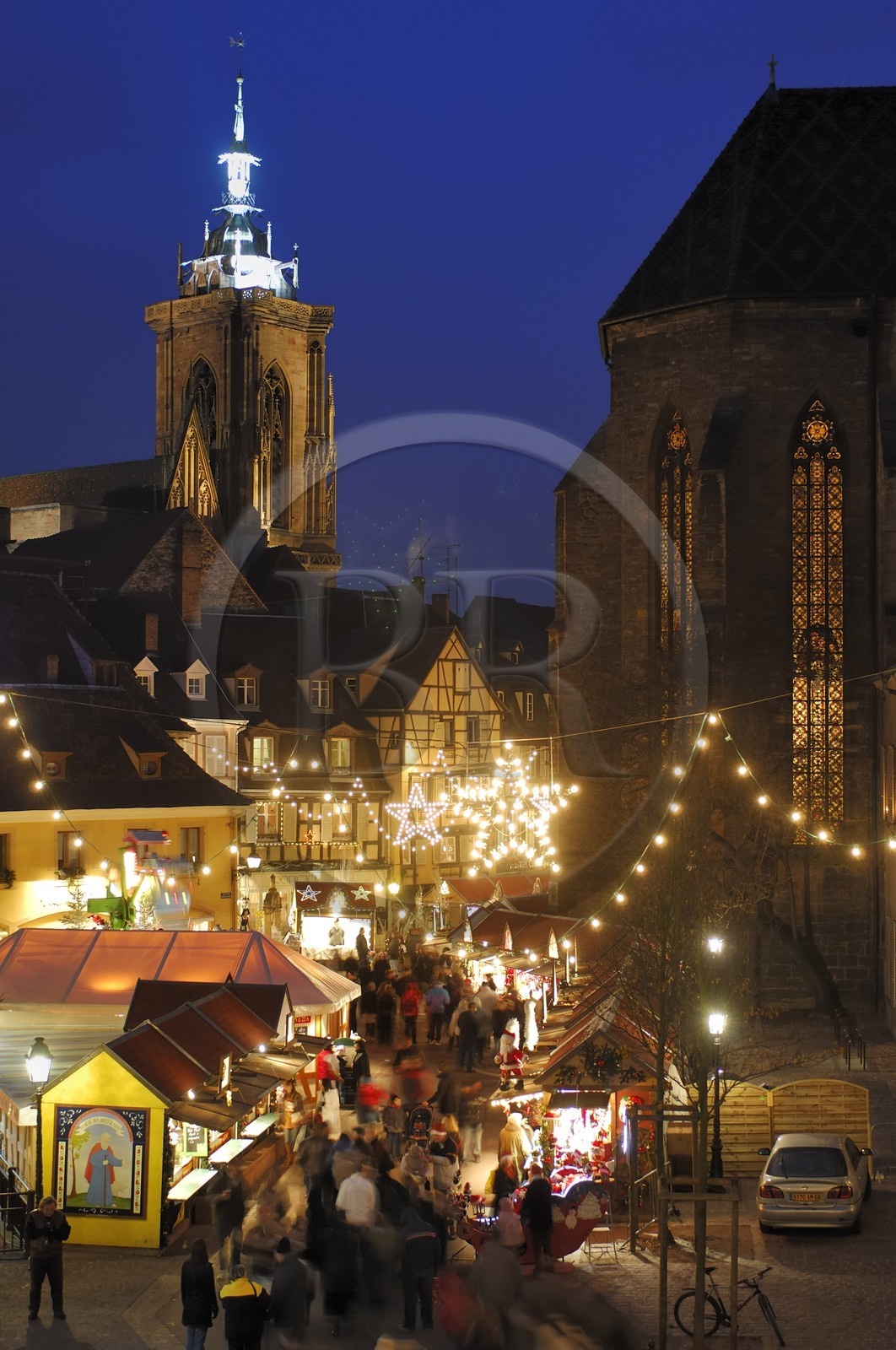 France, Haut Rhin (68), Colmar, Marché de Noel de la place des Dominicains