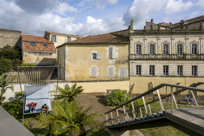 France, Vendée (85), Fontenay-le-Comte, les bords de la rivière Vendée depuis la passerelle Jean-Chevolleau