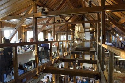 Suède, Västra Götaland, Göteborg (Gothenburg), le restaurant étoilé Michelin Sjömagasinet sur la jetée Klippans (Klippans angbatsbrygga)