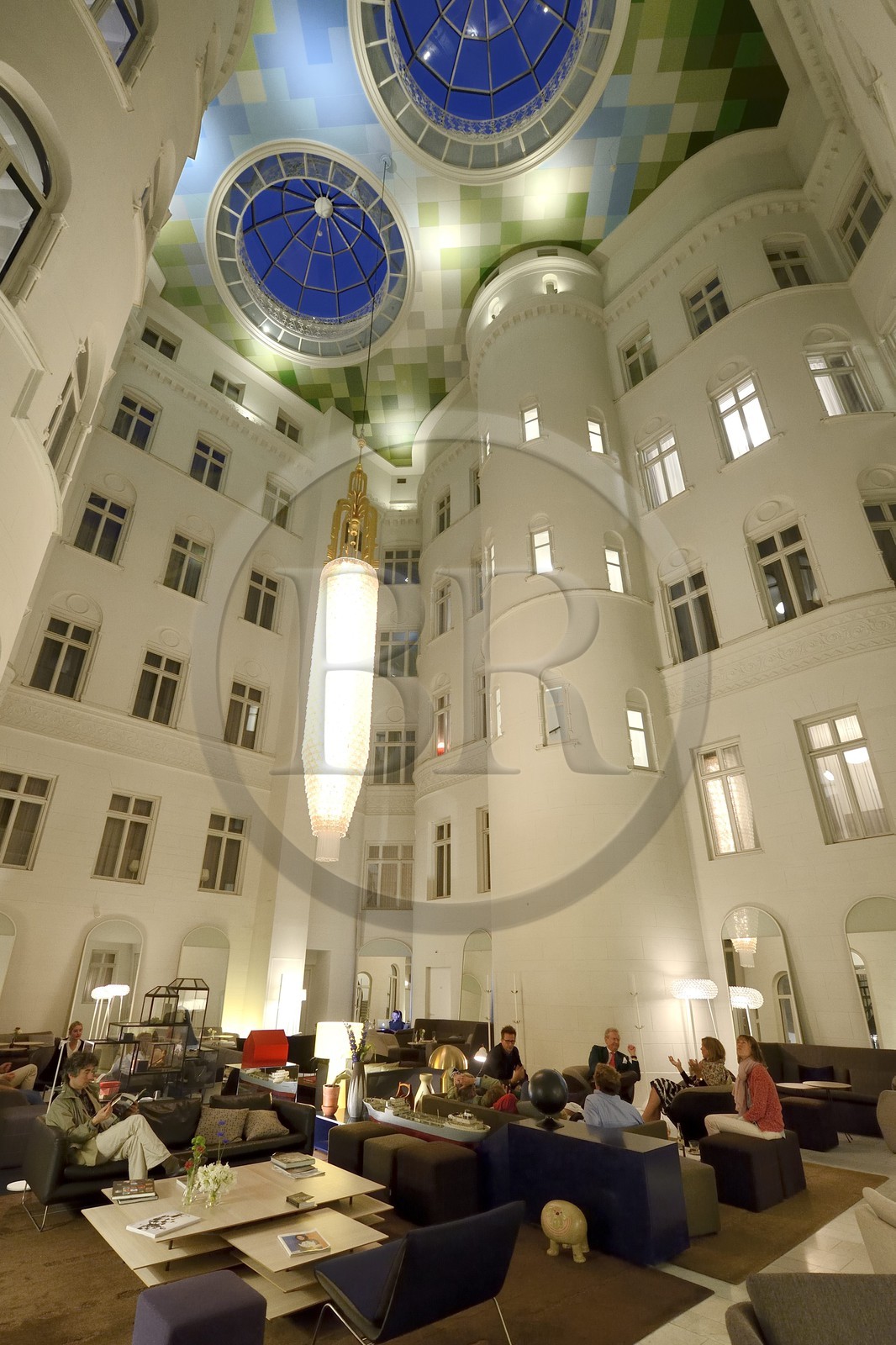 Suède, Stockholm, l'hotel Nobis, des voleurs y ont tenu quatre employés de la Kreditbanken en otage pendant six jours en 1973, une épreuve qui a donné naissance au terme de syndrome de Stockholm