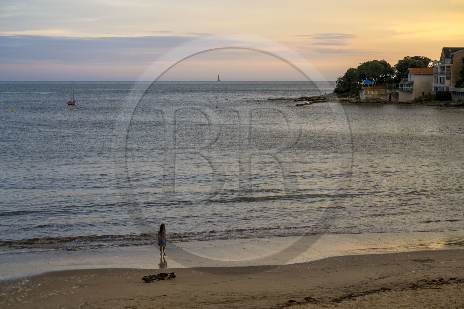 France, Charente-Maritime (17), région de Royan, Saint-Palais-sur-Mer, la plage du Bureau dans la conche de Saint-Palais