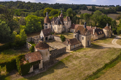 France, Allier (03), former province of Bourbonnais, Besson, le Vieux Bostz castle belonging to the descendants of the Bourbon-Parma (aerial view)