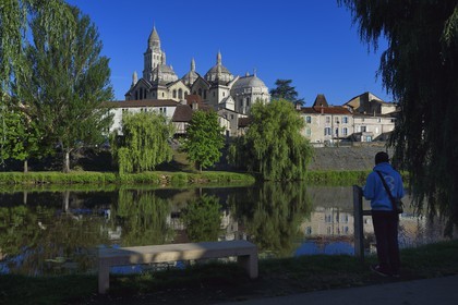 France, Dordogne, White Perigord, Perigueux, Saint Front Cathedral, stop on Route of Santiago de Compostela listed as World Heritage by UNESCO, and the Greenway cycle route (Veloroute Voie verte) along the river Isle