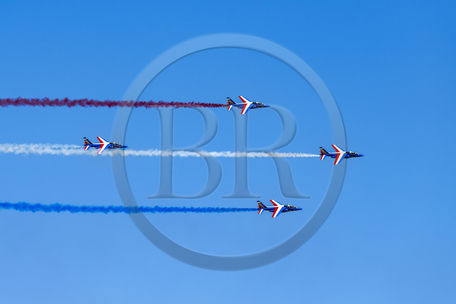 France, Bouches-du-Rhône (13), Salon-de-Provence, base aerienne 701, base de la Patrouille de France (PAF pour Patrouille acrobatique de France) de l'Armée de l'air et de l'espace française, les avions Alphajet lors d'un vol d'entrainement