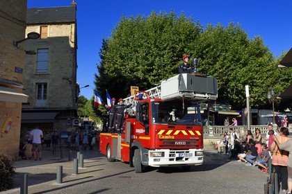 France, Dordogne, Perigord Noir, Dordogne valley, Sarlat la Caneda, firefighters parade for the national holiday of July 14