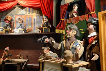 France, Rhone, Lyon, historical site listed as World Heritage by UNESCO, Vieux Lyon (Old Town), Disagn' Cardelli in rue St Jean, the Guignol fantastic Little Museum (Petit Musée fantastique de Guignol)