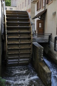 Suisse, Bâle, le vieux quartier Saint-Alban, moulin à eau de la fabrique de papier