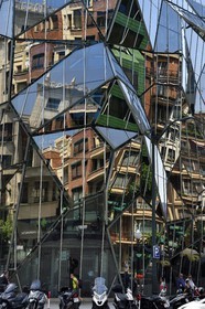 Spain, Basque Country, Biscay Province, Bilbao, building of the public service (Delegación Territorial de Sanidad y Consumo de Bizkaia) Alameda de Recalde Street