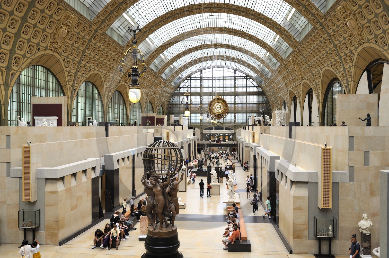 France, Paris (75), rive gauche, le musée National d'Orsay, aménagé dans l'ancienne Gare d'Orsay (1898), la nef