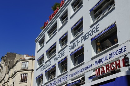 France, Paris (75), quartier Montmartre, marché Saint-Pierre