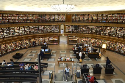 Suède, Stockholm, la bibliothèque publique de Stockholm (Stockholms stadsbibliotek) de 1928 par l'architecte suédois Gunnar Asplund, l'intérieur de la rotonde