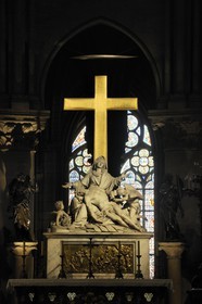 France, Paris, ile de la Cite, Notre-Dame Cathedral, the choir, Pietà of Nicolas Coustou created in 1723