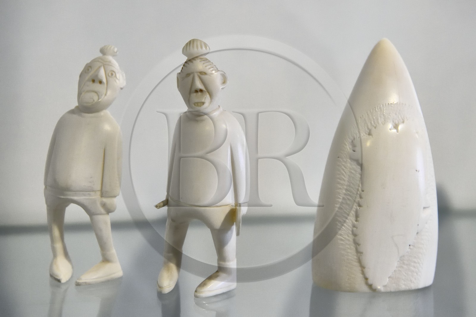 Groenland, cote ouest, baie de Baffin, Upernavik, le musée, Tupilak (sculpture rituelle)