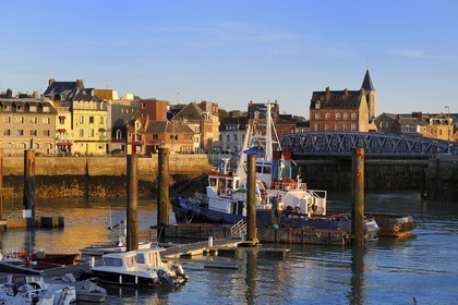 France, Seine-Maritime (76), Dieppe, le port et le quartier du Pollet