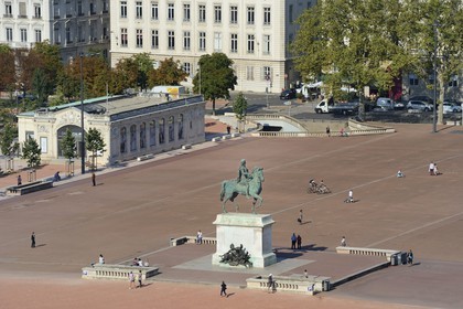 France, Rhône (69), Lyon, site historique classé Patrimoine Mondial de l'UNESCO, la place Bellecour dans le quartier de la Presqu'Ile