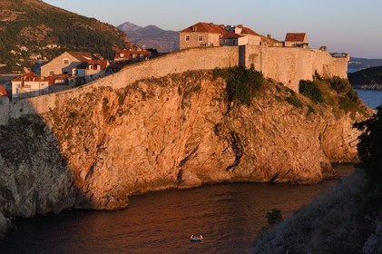 Croatia, Dalmatia, Dalmatian coast, Dubrovnik, Historic Centre listed as World Heritage by UNESCO, the ramparts on the sea side and King's Landing setting in Games of Thrones
