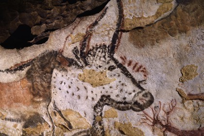 France, Dordogne, Perigord Noir, Vezere Valley, Montignac sur Vezere, Lascaux II caves, reconstitution of the prehistoric site and decorated cave listed as World Heritage by UNESCO, Horse and Aurochs