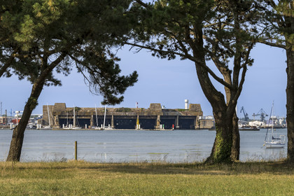 France, Morbihan (56), Lorient, Lorient La Base, ancienne base de sous-marins construite par les Allemands durant la Seconde Guerre mondiale
