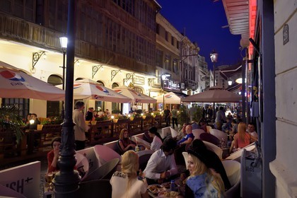 Roumanie, Bucharest, la vie nocturne dans le centre historique, rue Selari