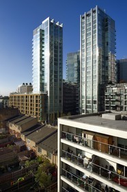 Royaume-Uni, Londres, quartier Whitechapel, les nouveaux immeubles d'Aldgate