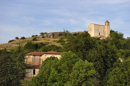 France, Var (83), Dracénie, Comps-sur-Artuby, chapelle Saint André (XIIème siècle) aussi appelée chapelle des Templiers, construite au XIIème siècle par les Hospitaliers de l'ordre de Saint-Jean de Jérusalem
