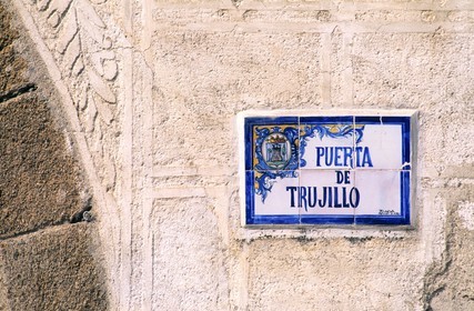 Spain, Estremadura, Plasencia, street plate