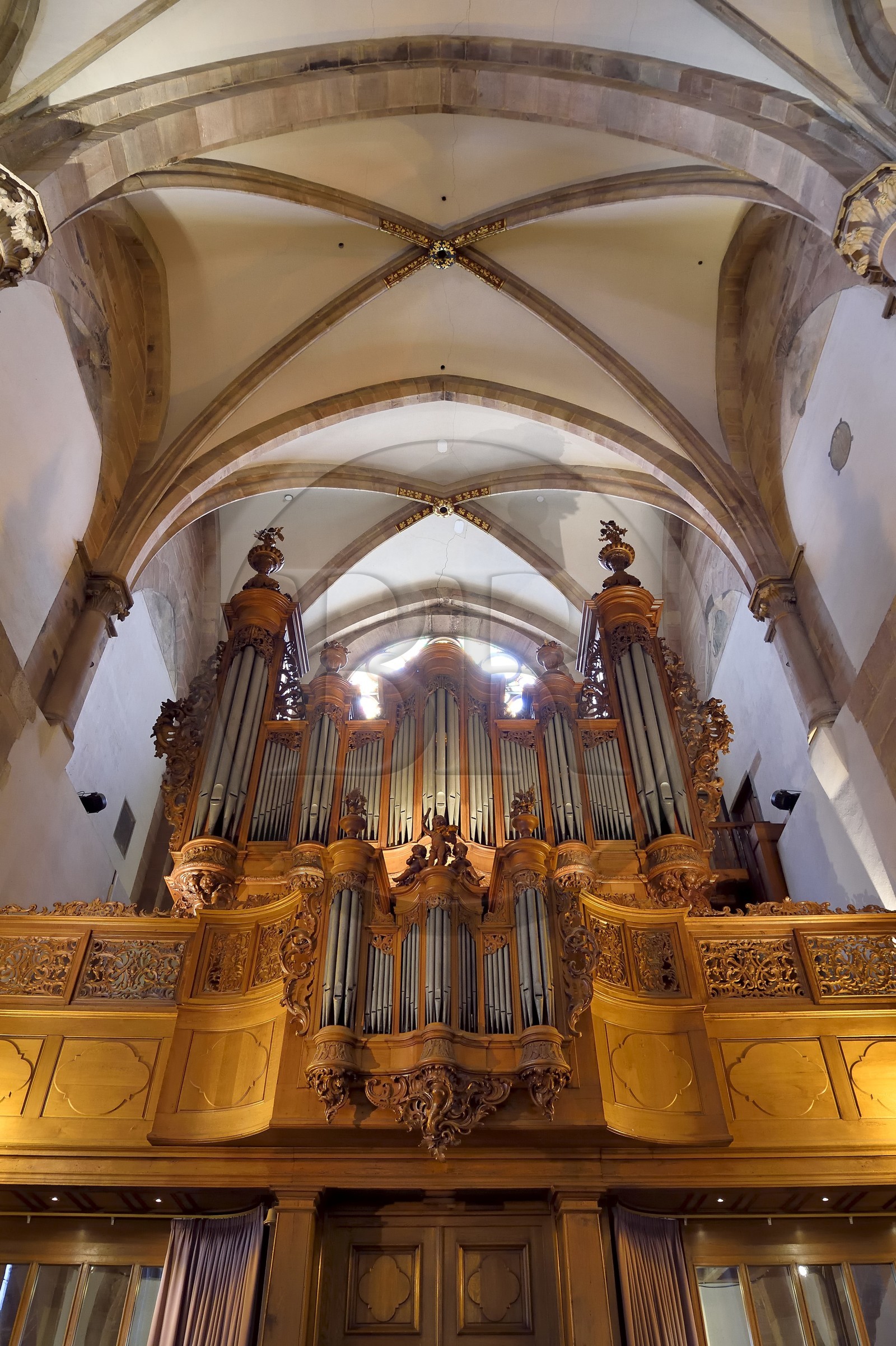 France, Bas-Rhin (67), Strasbourg, vieille ville classée au Patrimoine Mondial de l'UNESCO, l’église protestante Saint-Thomas, le grand orgue fut construit par Jean André Silbermann en 1740, Mozart et Albert Schweitzer y ont joué