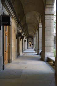 France, Rhône (69), Lyon, site historique classé Patrimoine Mondial de l'UNESCO, l'hôpital de l'Hôtel Dieu, galerie latérale