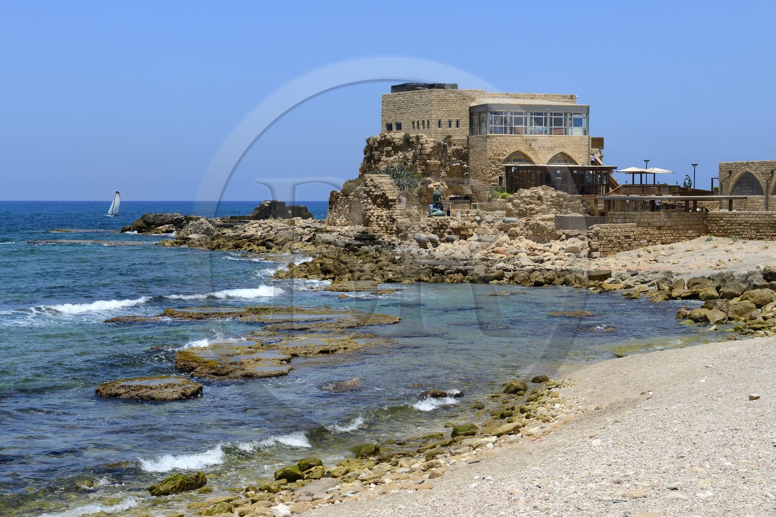 Israël, district d'Haifa, Césarée (Caesarea Maritima), port  de la citadelle des croisés construit sur les ruines de Césarée