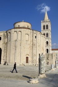 Croatia, Dalmatia, Dalmatian Coast, Zadar, Roman forum, Saint Donat church and the cathedral bell tower