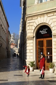 Croatia, Dalmatia, Dalmatian Coast, Zadar, the Calle Larga, main street of the old town