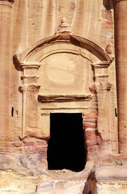 Jordan, Petra, the grave the Renaissance in Wadi Farasa