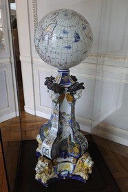 France, Seine-Maritime (76), Rouen, musée de la céramique, la sphère céleste de pierre Chapelle chef-d'oeuvre de la faience