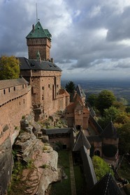 France, Bas Rhin, Orschwiller, Alsace Wine Road, Haut Koenigsbourg Castle, the dungeon and the south lodging house seen from the Grand Bastion