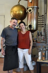 France, Ile de la Reunion, La Saline, Céline et Ludovic Maufras createur de La Part des Anges Distillation