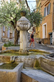 France, Var, Provence Verte, Barjols, fountain and washtub Saint Jean