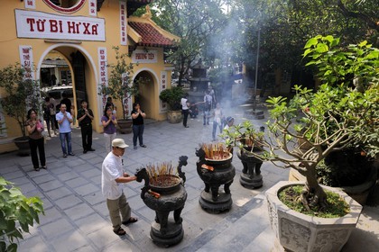 Vietnam, Hanoï, pagode des Ambassadeurs (Chua Quan Su) siège officiel de bouddhisme à Hanoï